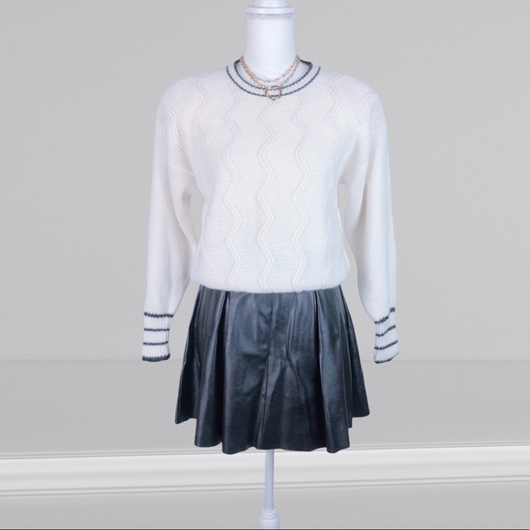 Vintage 80s Jaclyn Smith Pullover Sweater - Picture 1 of 9